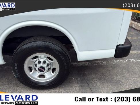 Used 2008 GMC Savana 2500 RWD image 10