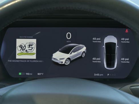 Used 2020 Tesla Model X Long Range AWD/4WD image 24