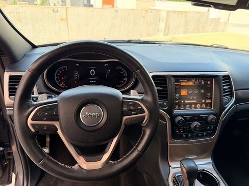Used 2016 Jeep Grand Cherokee Limited AWD/4WD image 11