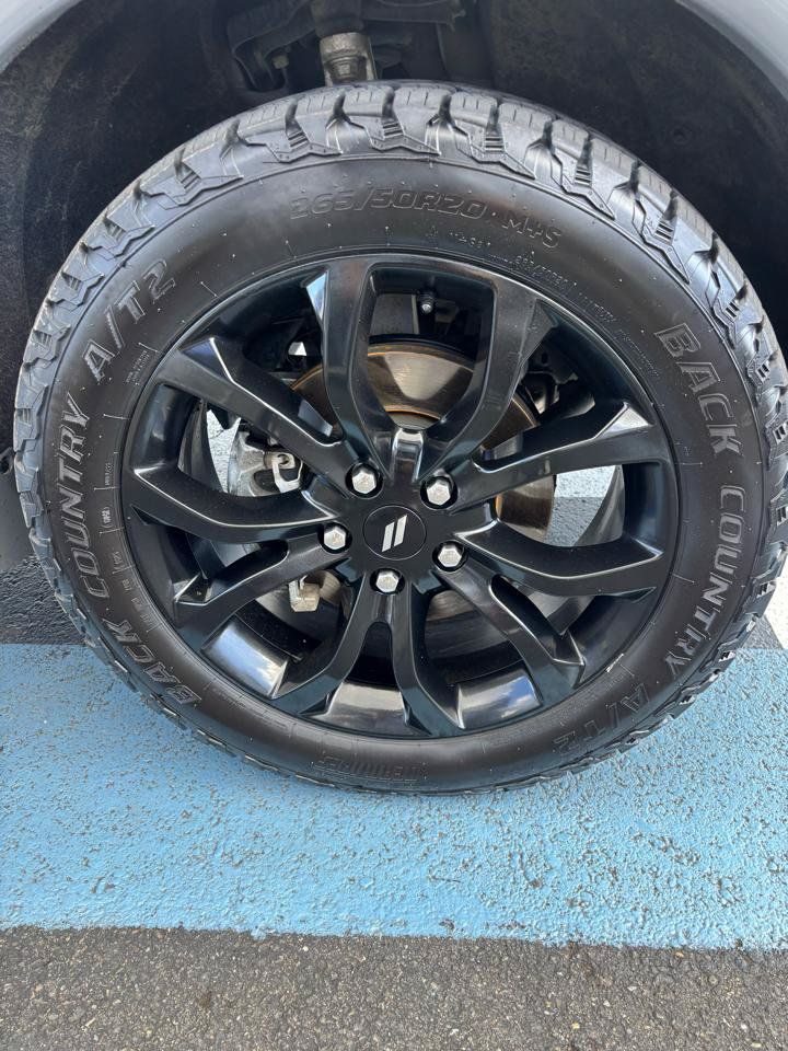 Used 2020 Dodge Durango SXT AWD/4WD image 24