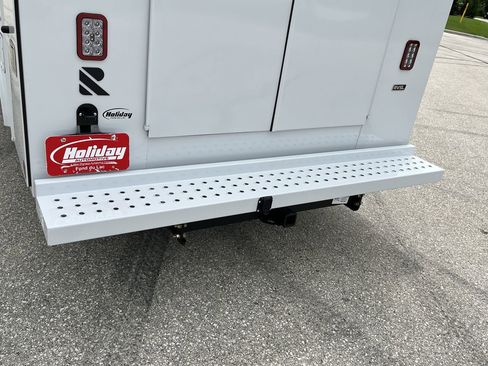 New 2025 GMC Savana 3500 w/ Power Convenience Package image 20