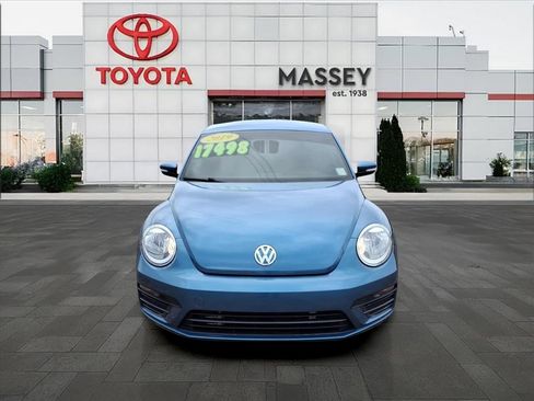 Used 2019 Volkswagen Beetle 2.0T S image 25