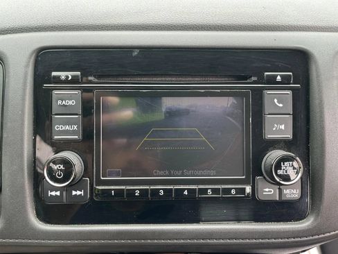 Used 2018 Honda HR-V LX image 22