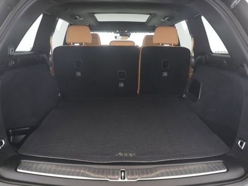 Used 2024 Jeep Grand Cherokee Summit image 32