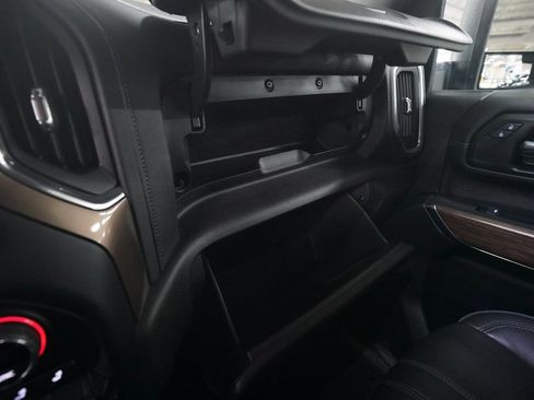 Certified 2022 Chevrolet Silverado 2500 High Country w/ Z71 Off-Road Package image 29