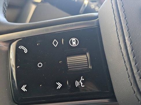Used 2024 Land Rover Range Rover SV AWD/4WD image 15