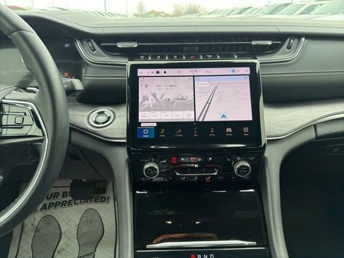 Used 2021 Jeep Grand Cherokee L Overland image 19