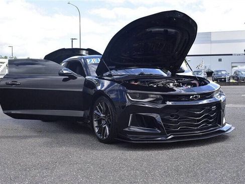 Used 2023 Chevrolet Camaro ZL1 image 36