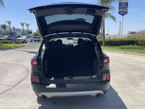 Used 2024 Ford Escape Active AWD/4WD image 25