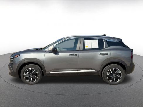 Used 2026 Nissan Kicks SV w/ Cold Weather Package AWD/4WD image 7