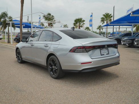 Used 2025 Honda Accord SE image 7