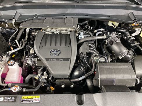 Used 2026 Toyota Grand Highlander AWD Hybrid image 12