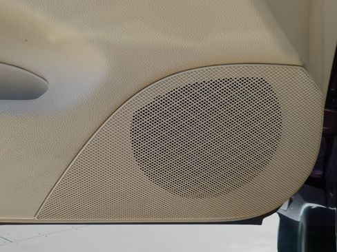 Used 2017 INFINITI QX50 2WD w/ Premium Plus Package image 47