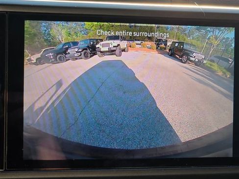 Used 2024 Jeep Wrangler Sport image 19