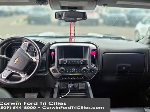 Used 2018 Chevrolet Silverado 1500 LTZ Z71 w/ Midnight Edition image 21