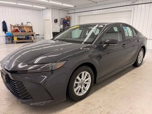 Used 2025 Toyota Camry LE w/ Convenience Package FWD image 3
