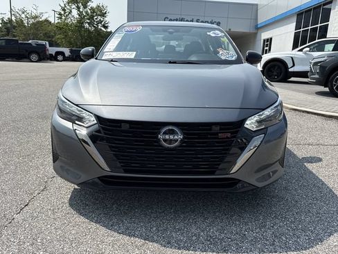 Used 2025 Nissan Sentra SR FWD image 8