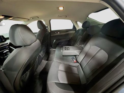 Used 2021 Kia K5 LXS image 22