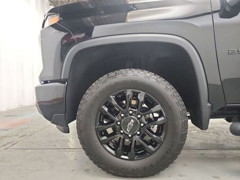 Used 2026 Chevrolet Silverado 2500 Custom w/ Custom Value Package AWD/4WD image 20