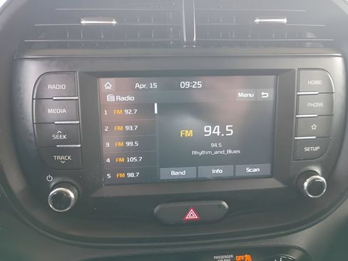 Used 2020 Kia Soul GT-Line w/ GT 2.0L Power Sunroof Package FWD image 17