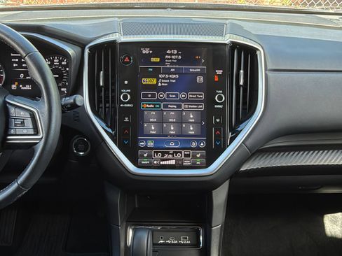 Used 2025 Subaru Ascent Premium AWD/4WD image 17