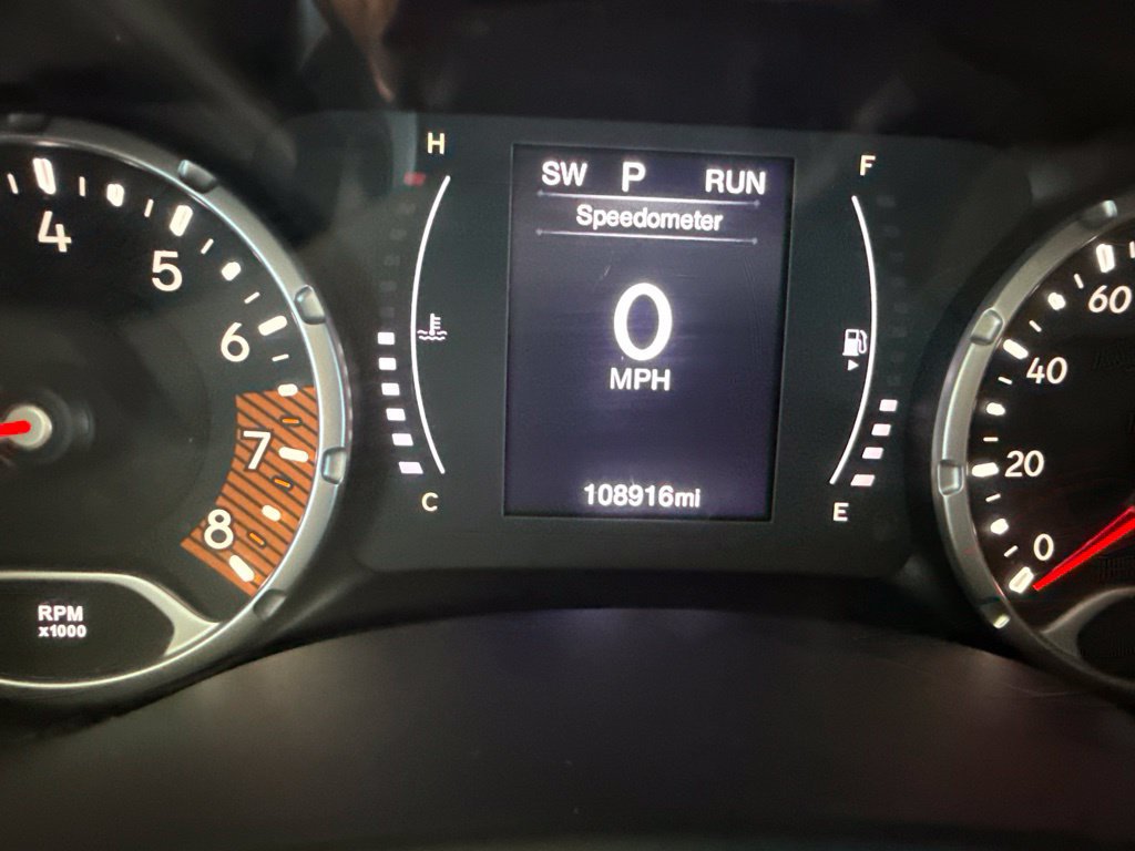 Used 2021 Jeep Renegade Sport w/ Sport Appearance Group AWD/4WD image 30