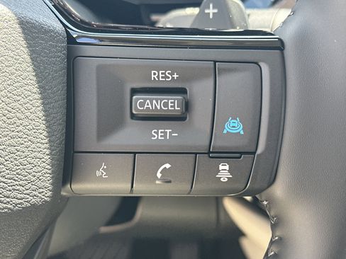 New 2026 Nissan Pathfinder SL FWD image 21