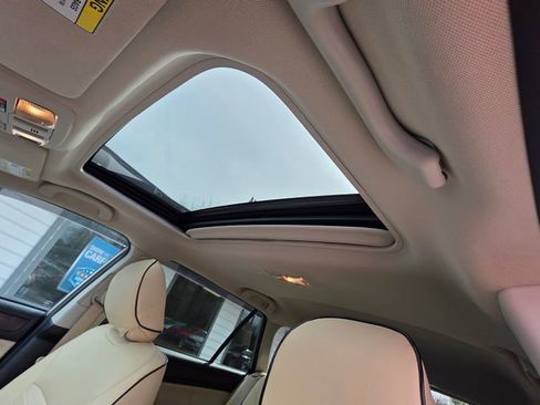 Used 2018 Subaru Outback 2.5i Limited image 17