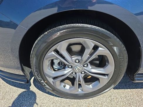 Used 2024 Honda Accord EX-L image 17