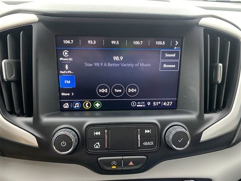 Used 2024 GMC Terrain SLT image 22