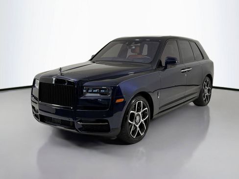 Used 2022 Rolls-Royce Cullinan Black Badge w/ Dark Exterior Package AWD/4WD image 10