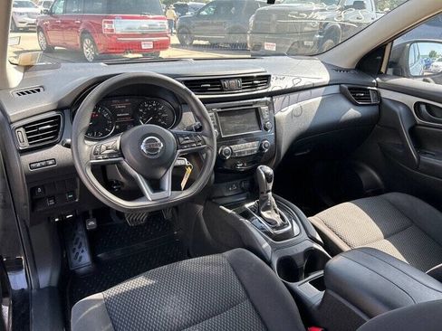 Used 2019 Nissan Rogue Sport S w/ Appearance Package image 14