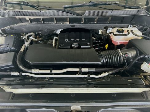 Used 2025 Chevrolet Silverado 1500 Custom image 26