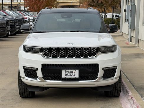 New 2025 Jeep Grand Cherokee L Summit image 3