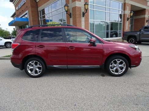 Used 2018 Subaru Forester 2.5i Touring w/ Popular Package #3B AWD/4WD image 3