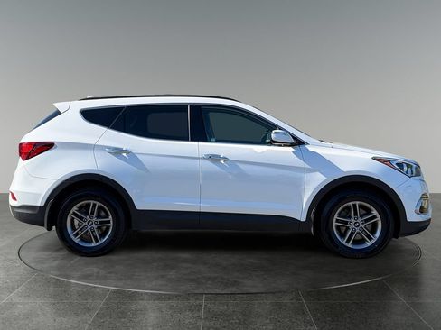 Used 2018 Hyundai Santa Fe Sport w/ 2.4L Value Package 02 AWD/4WD image 10