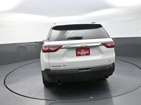 Used 2019 Chevrolet Traverse LT w/ LT Premium Package AWD/4WD image 7