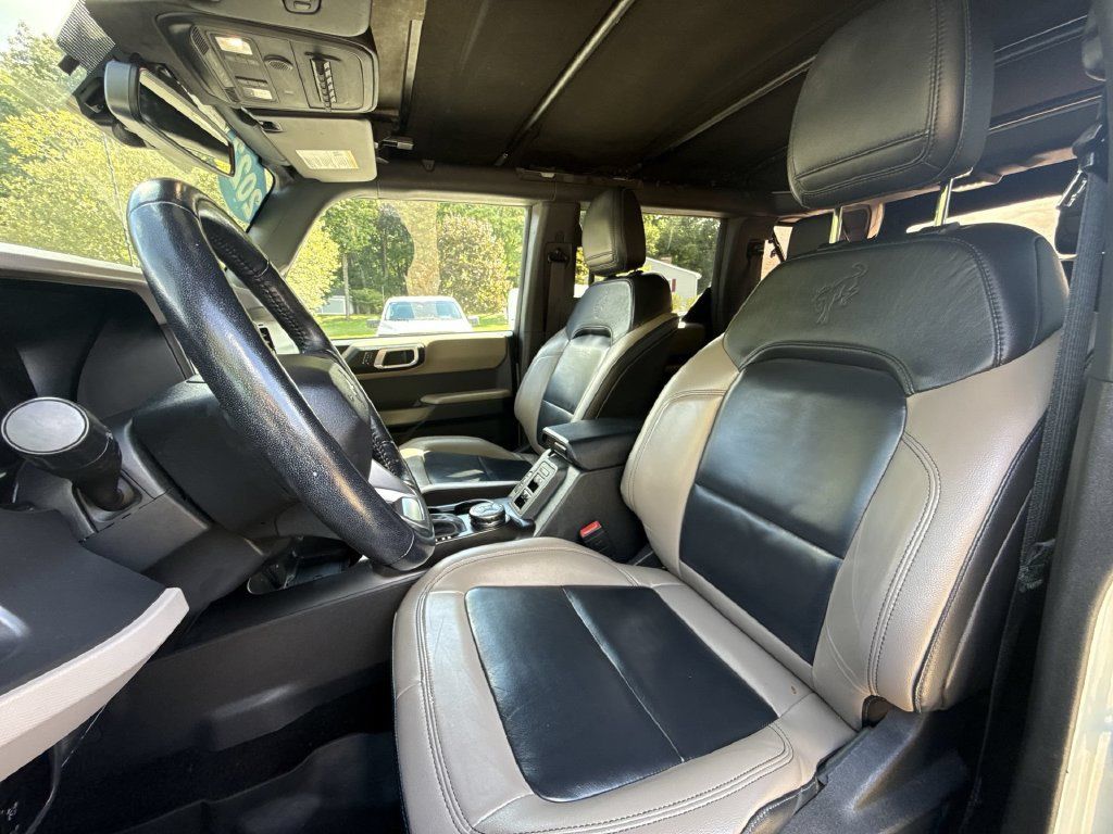 Used 2023 Ford Bronco Wildtrak AWD/4WD image 11