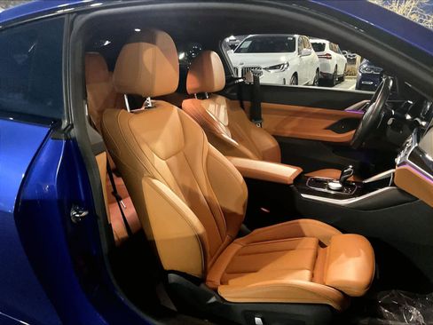 Used 2022 BMW M440i Coupe image 10