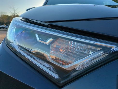 Used 2021 Toyota RAV4 XSE w/ XSE Grade Weather Package image 10