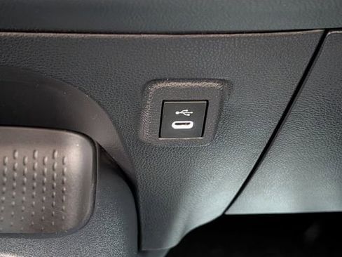 Used 2024 Toyota Corolla LE image 18