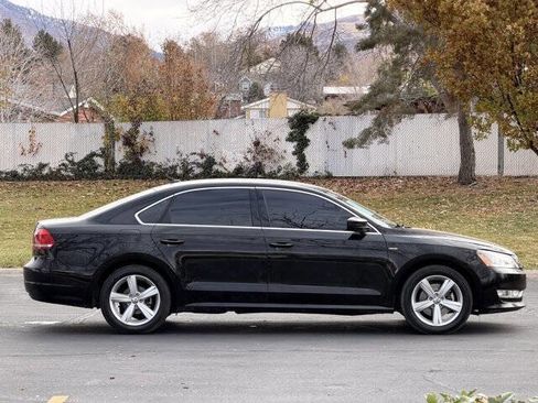 Used 2015 Volkswagen Passat 1.8T Limited Edition image 3