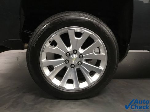 Used 2018 Chevrolet Silverado 1500 LTZ AWD/4WD image 24