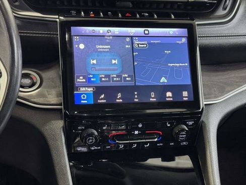 Certified 2022 Jeep Grand Cherokee L Limited image 21