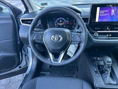 New 2026 Toyota Corolla Cross LE image 21