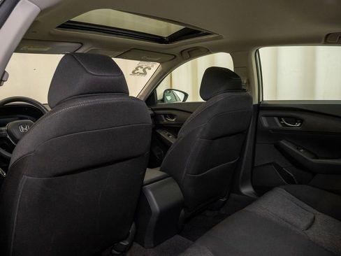 Used 2023 Honda Accord EX image 8