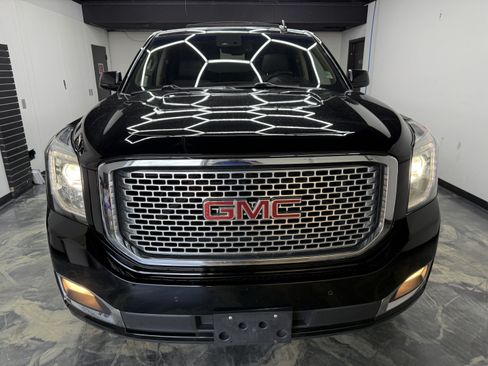 Used 2015 GMC Yukon Denali w/ Open Road Package AWD/4WD image 7
