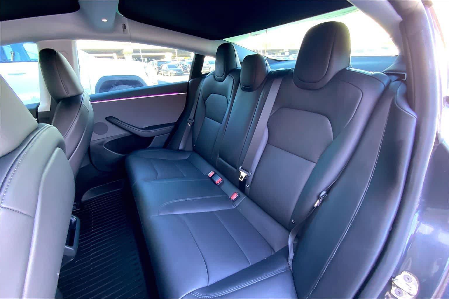 Used 2024 Tesla Model 3 Standard Range RWD image 29