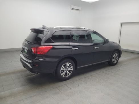Used 2020 Nissan Pathfinder S FWD image 10