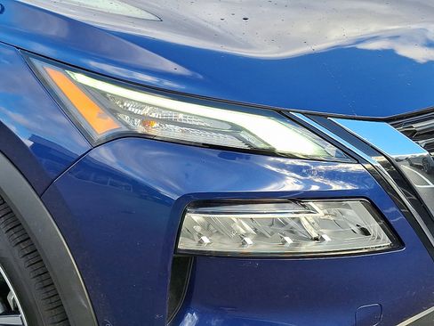 Certified 2023 Nissan Rogue SL w/ SL Premium Package image 11